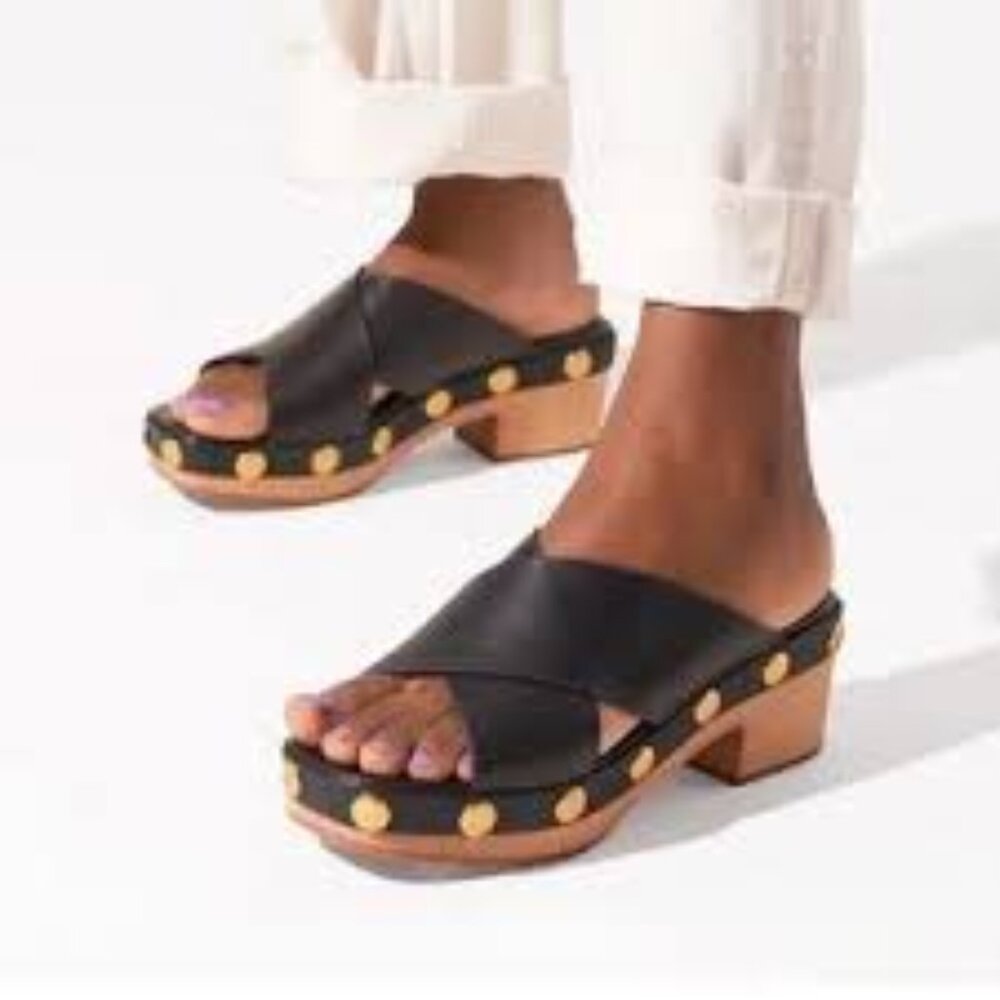 Charlotte Stone Clog